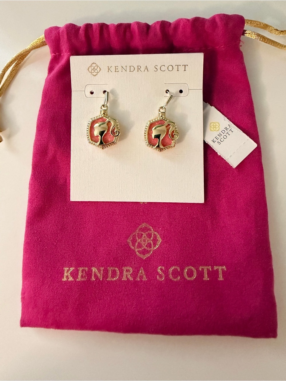 NWT Kendra Scott x Barbie Gold Drop Earrings with Pink Iridescent Glitter Glass